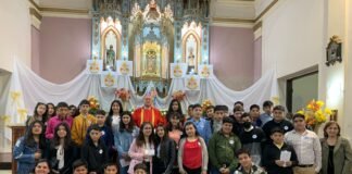 Unos 37 adolescentes recibieron el sacramento de la Confirmación en Paclín