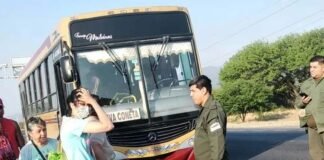 Pasajeros lesionados por la rotura de un colectivo que viajaba de Nueva Coneta a la capital
