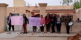 Padres volvieron a tomar escuelas por obras inconclusas