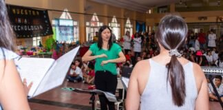 Concierto didáctico con niños y niñas de la Escuela San Jorge