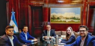 De Mendiguren y el ministro Álvarez hablaron sobre la realidad industrial