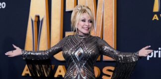 El dueño de Amazon le otorgó 100 millones de dólares a Dolly Parton para donaciones