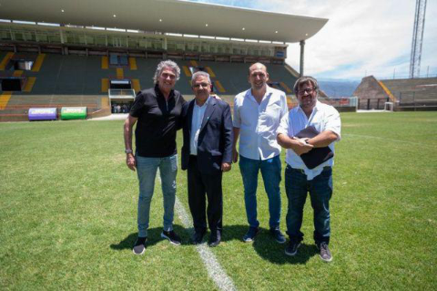 El gobernador recibió a los productores Alejandro Stoessel y Aquiles Sojo