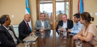 El Gobernador recibió al Embajador de la India y empresarios para dialogar sobre posibles inversiones