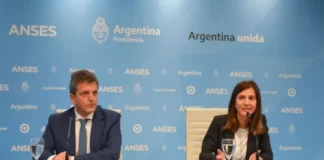 El Gobierno anunció un aumento del 15,6% en todas las jubilaciones y pensiones y un bono de $10.000 para los haberes mínimos