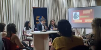 Encuentro literario en la Facultad de Humanidades