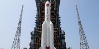 Por qué los cohetes chinos CZ-5B caen sobre la Tierra sin control