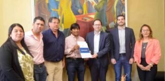 Entrega de Personería Jurídica a dos cámaras provinciales de servicios mineros Juan Cruz Miranda, Gaston Venturini