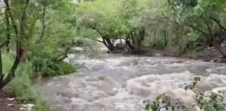 Por las lluvias creció el río El Tala y piden precaución
