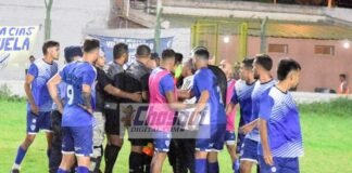 Duras sanciones a jugadores de Vélez y quita de puntos