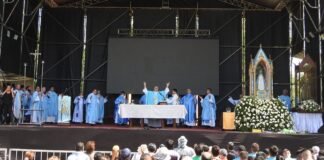 “El misterio de la Inmaculada Concepción es fuente de luz interior, de esperanza y de consuelo”