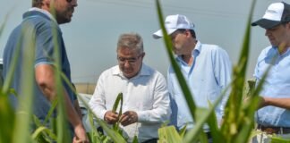 Jalil recorrió empresas agroindustriales en el Este catamarqueño