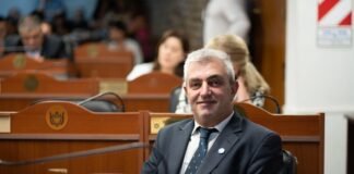 Senador Martínez: “Cáceres muchas veces se olvida que es un juez y no un militante político”