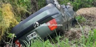 Vuelco en Ambato: dos mujeres sufrieron lesiones tras el siniestro vial