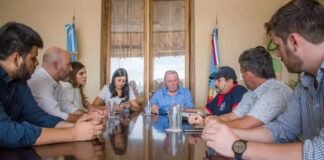 El sector privado de la construcción se sumó al operativo de limpieza de calles