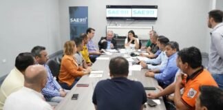 El vicegobernador Rubén Dusso se reunió con los comités de emergencia Ruben Dusso, Fabiola Segura, Fernando Monguillot