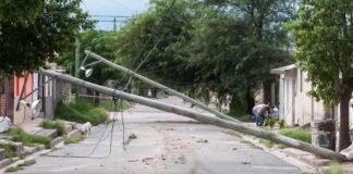 “30 cuadrillas y 10 grúas reconstruyeron el sistema eléctrico en 48 horas”