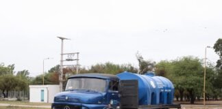 El servicio de agua sigue afectado y salen a asistir con camiones cisternas priorizando urgencias