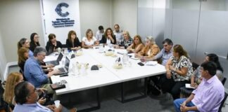 Los gremios docentes exigen que la oferta presentada sea el piso para la mejora salarial