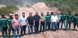 Niederle participó del inicio de los trabajos en la Cuesta de Zapata Lucas Poliche, Senastian Noblega, Eduardo Niederle