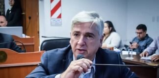 Fuerte enfrentamiento en la Línea Celeste por la conducción del Radicalismo Luis Lobo Vergara