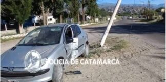 Una joven mujer resultó lesionada tras protagonizar un siniestro vial