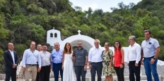 Alberto Fernández visitó la obra «La Gruta de la Virgen del Valle»