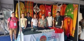 Catamarca expone sus artesanías en Colón
