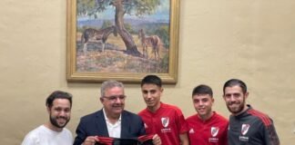 El gobernador recibió al plantel de River