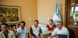 El gobernador recibió al presidente de la empresa Zijin Mining