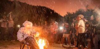 Folclore y quema del pujllay en la Chaya de Los Galleguillo