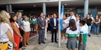 Inicio de clases en escuelas municipales de Capital