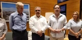 Firmaron un convenio para la construcción de un nuevo hotel en Antofagasta de la Sierra Raul Jalil, Juan Cruz Miranda, Roxana Paulon
