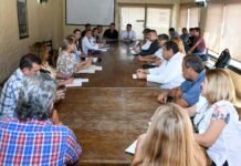 Educación e Infraestructura y Obras Civiles dialogaron con equipos directivos de escuelas del Valle Central