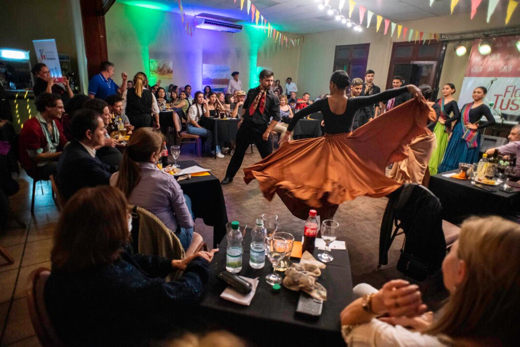 Este viernes reabre la peña Flor de Tusca