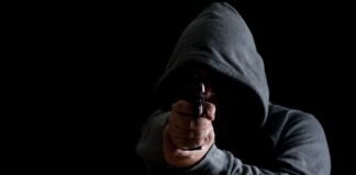 Dejó grave a una persona tras dispararle y se dio a la fuga