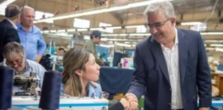 El gobernador recorrió las fábricas textiles de Recreo: Producción plena y exportación a distintos países Raul Jalil en Recreo