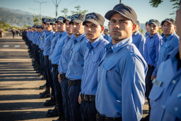 Aspirantes a Agente de Policía recibirán aportes económicos en su formación