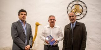 El Gobernador recibió al asesor General de La Rioja y dialogaron sobre la Reforma de la Constitución