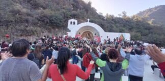 Niños se consagraron a los Corazones de Jesús y de María