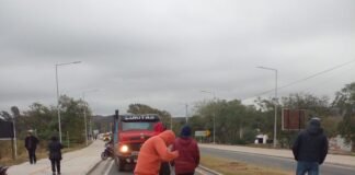 Piquete en todos los ingresos a Valle Viejo por parte de municipales