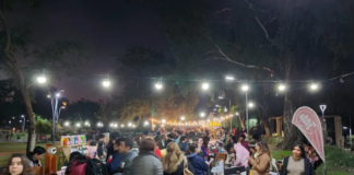 Una multitud disfrutó de la Noche de los Paseos