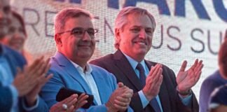 Entrega de viviendas con la presencia del presidente Alberto Fernández