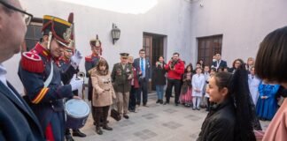 Con la presencia de los Granaderos, abrió la Expo Sanmartiniana