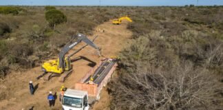 Raúl recorrió el avance de obra del Gasoducto Lavalle-Catamarca