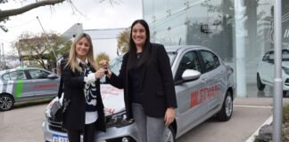 Se entregó el auto cero kilómetro del Poncho 2023