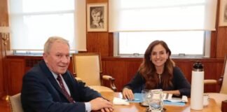 Dusso se reunió con Toloza Paz y embajadores