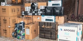 Entregaron equipamientos para salas teatrales por 9 millones de pesos