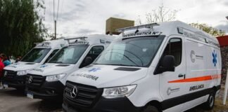 La Provincia entregó ambulancias equipadas como unidades de terapia intensiva