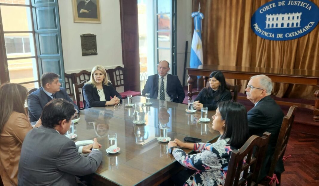 Ministros y Ministras de la Corte se reunieron con la Asociación de Magistrados